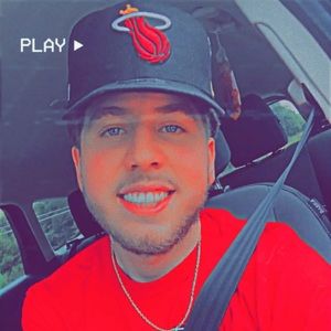 Meet your Posher, Dom